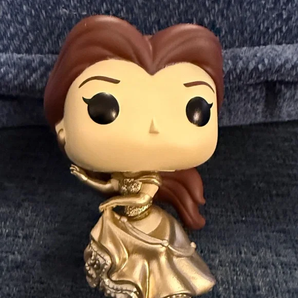 Funko Gold and Brown Pop Figure with Pin - Picture 4 of 4